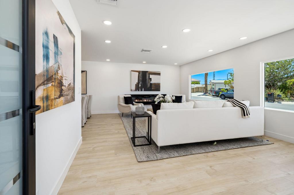 Tri Palm Estates - Residential