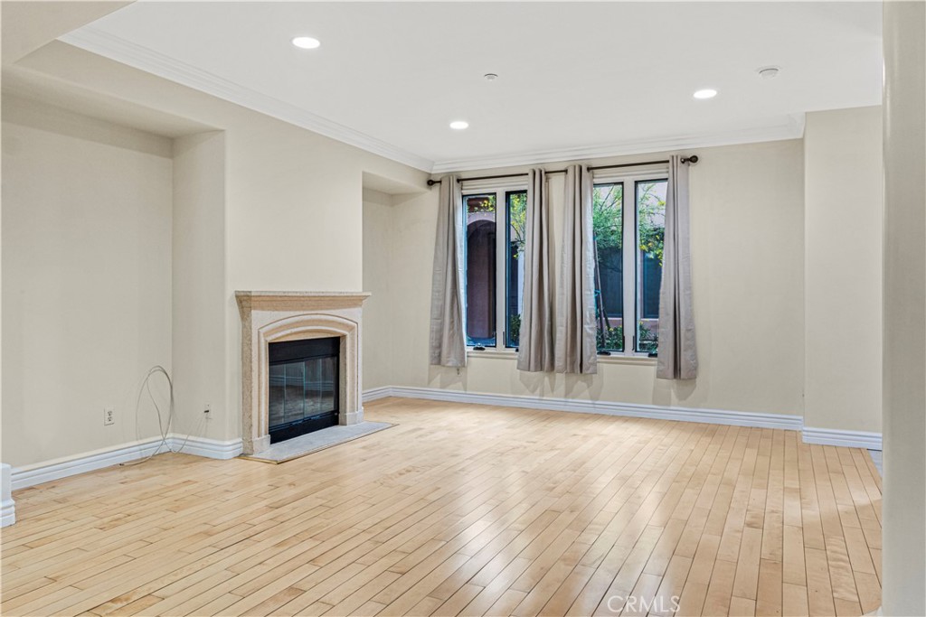 66 N Allen Avenue 3
