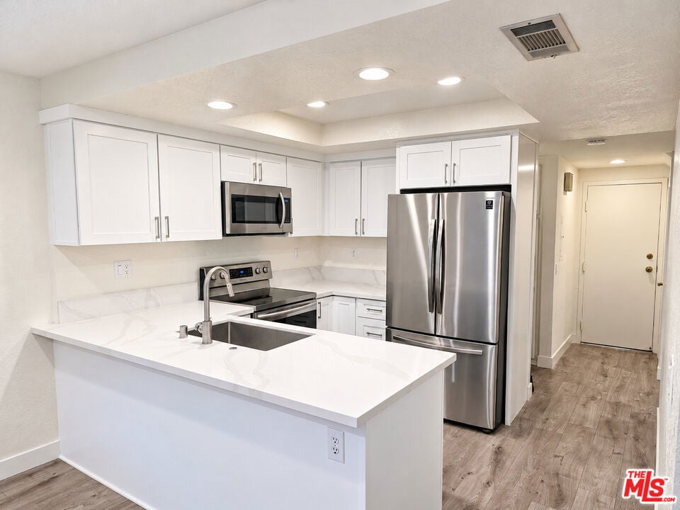 1106 Creekside Drive 234