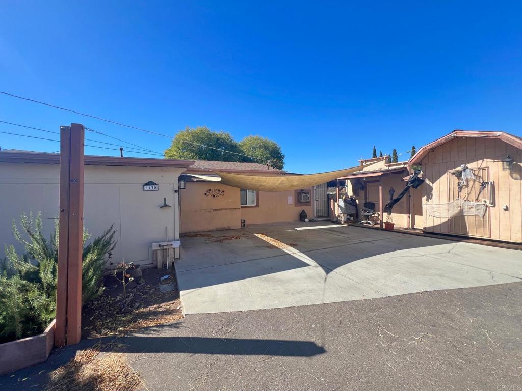 1430 1434 Peach Avenue