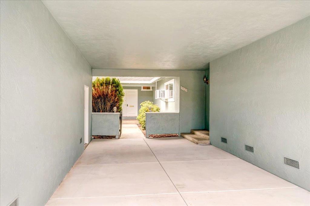5523 Thornwood Drive