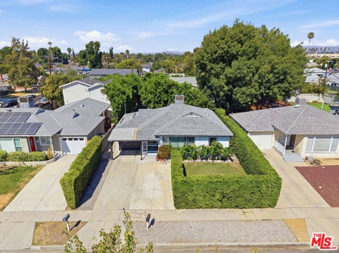 Photo of 7007 Claire Avenue, Los Angeles, CA 91335 (MLS # 26871551)