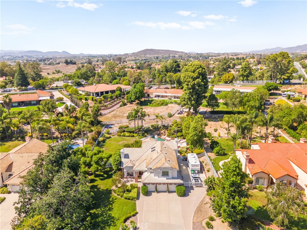 31148 Kahwea Road