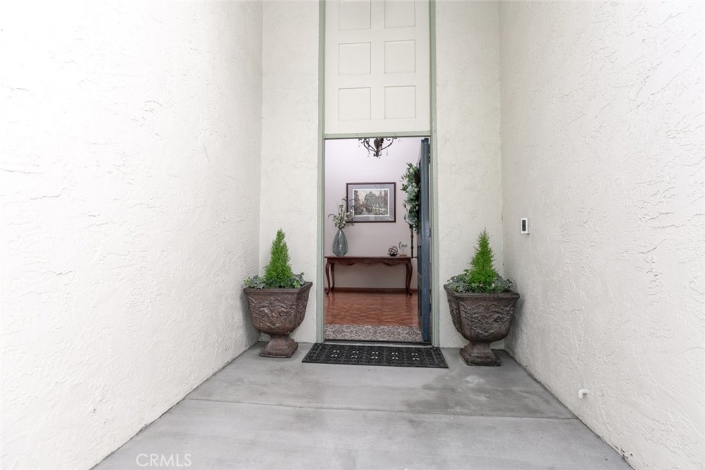3033 Hopeton Road