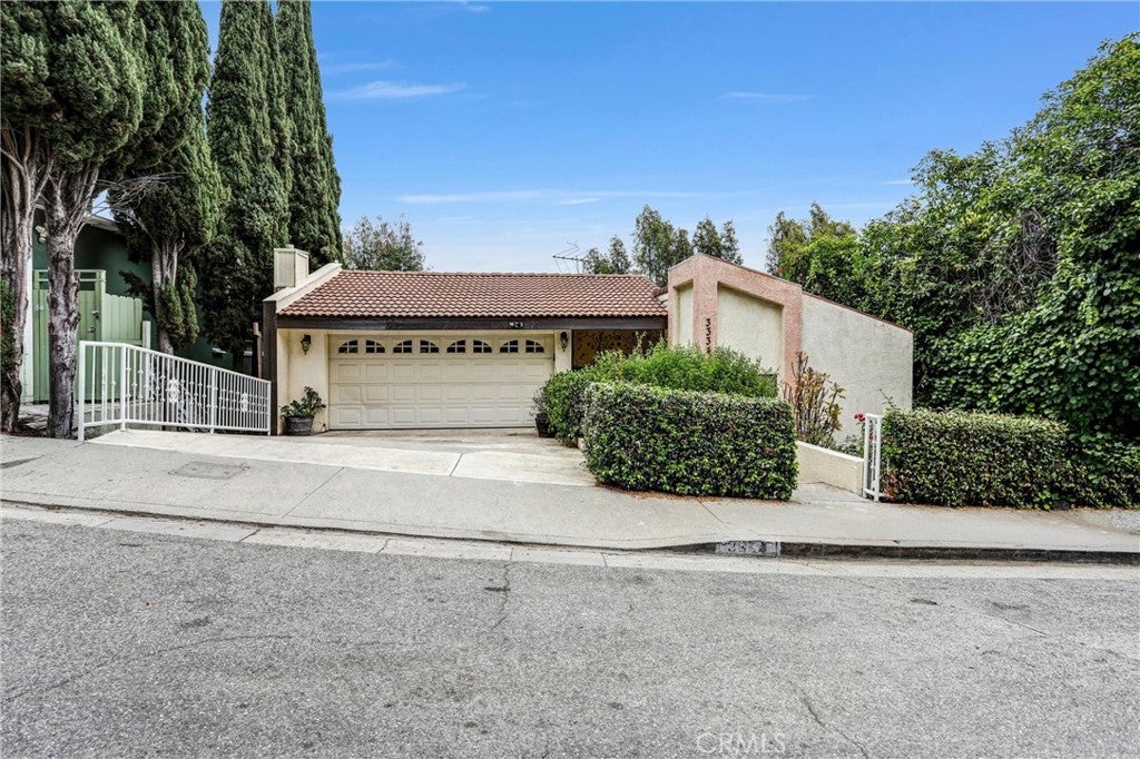 3334 Oak Glen DR