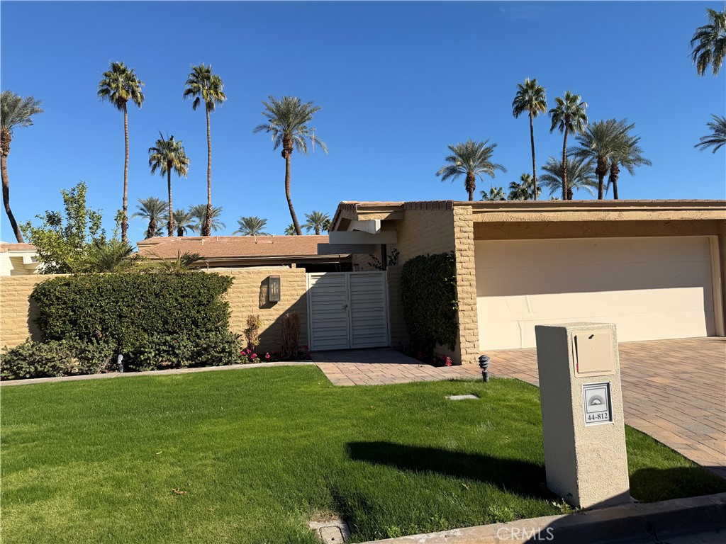 44812 Del Dios Cir