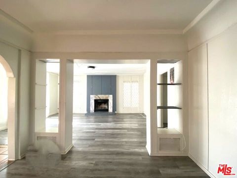 Photo of 10623 Kinnard Avenue, Los Angeles, CA 90024 (MLS # 26852835)