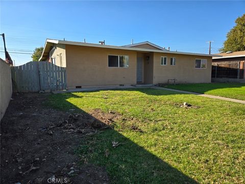 Photo of 827 N Jasmine Ave, Ontario, CA 91762 (MLS # PW25251713)
