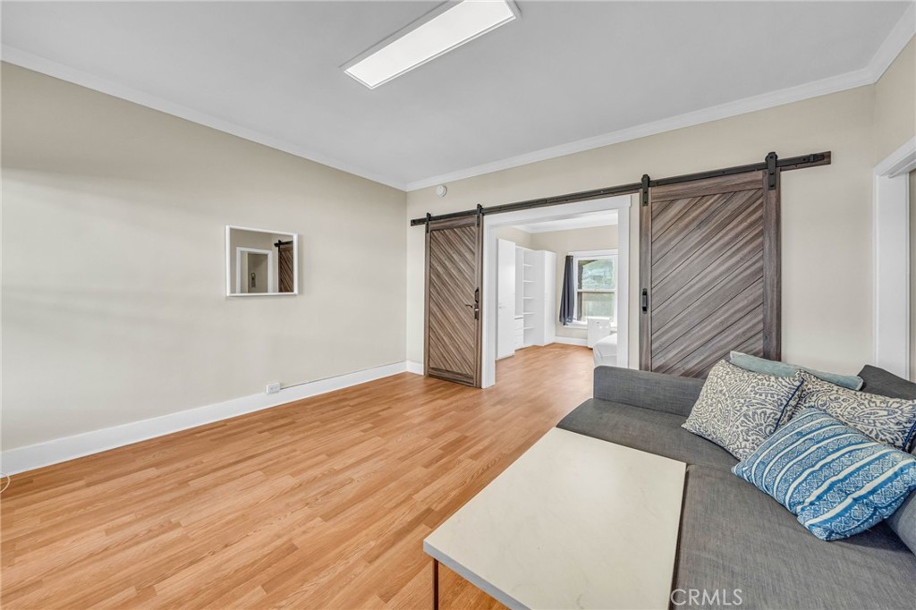 4125 Figueroa Street S