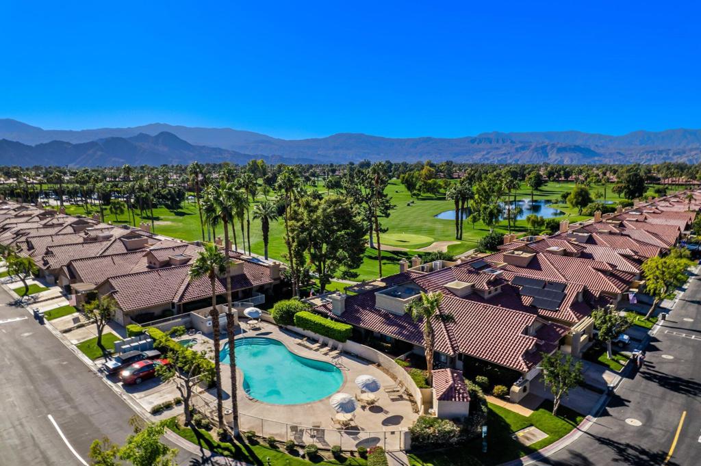 77867 Woodhaven Drive N