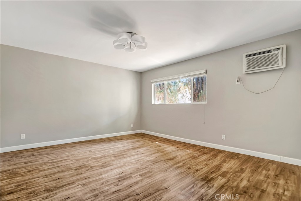 6520 Shirley Avenue 14