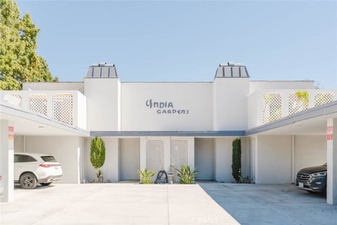 Photo of 432 S Sierra Madre Boulevard #5, Pasadena, CA 91107 (MLS # SR26223925)