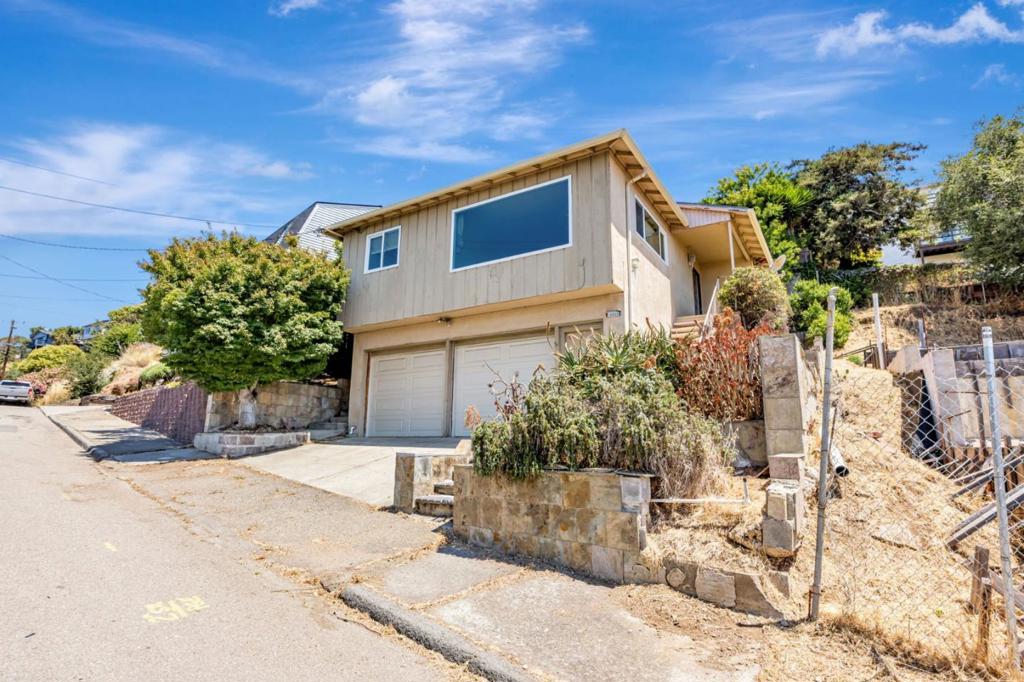 16668 Winding Boulevard