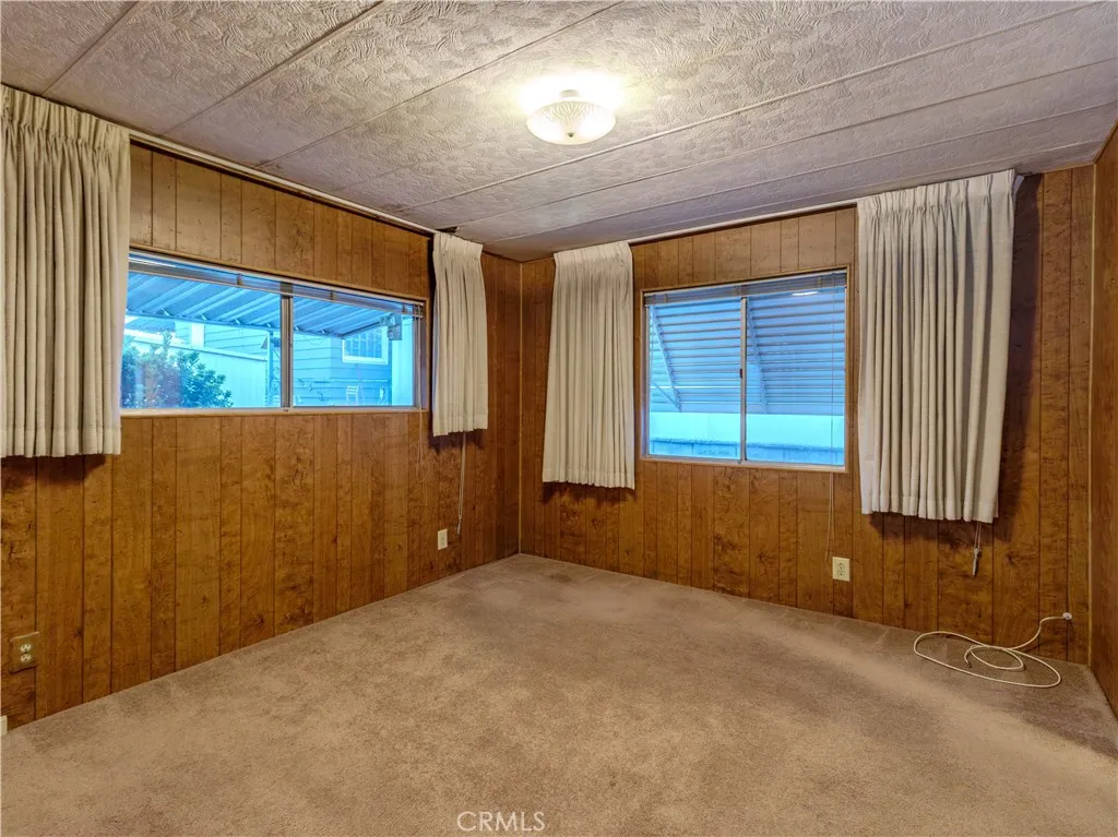 Corona, California 92882, United States, 3 Bedrooms Bedrooms, ,2 BathroomsBathrooms,Residential,Pending,250091