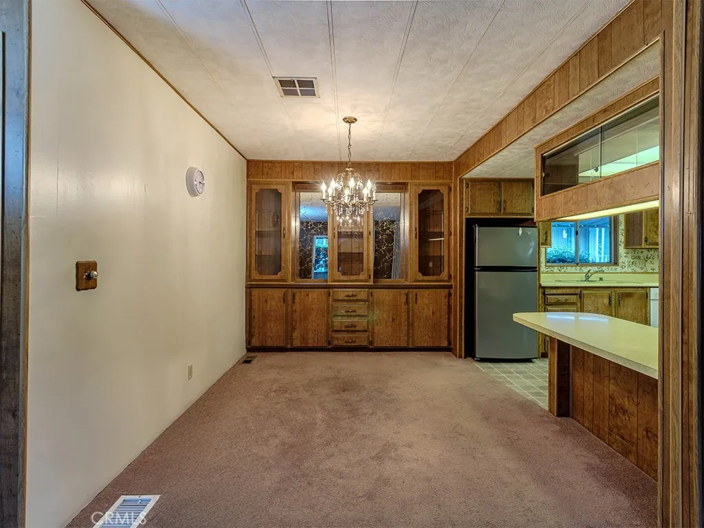 Corona, California 92882, United States, 3 Bedrooms Bedrooms, ,2 BathroomsBathrooms,Residential,Pending,250091