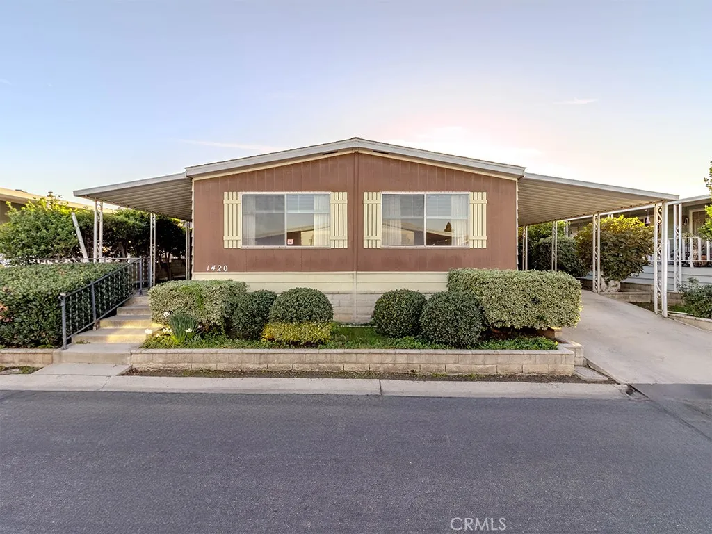 Corona, California 92882, United States, 3 Bedrooms Bedrooms, ,2 BathroomsBathrooms,Residential,Pending,250091