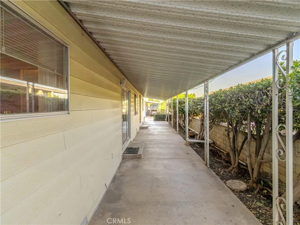 Corona, California 92882, United States, 3 Bedrooms Bedrooms, ,2 BathroomsBathrooms,Residential,Pending,250091