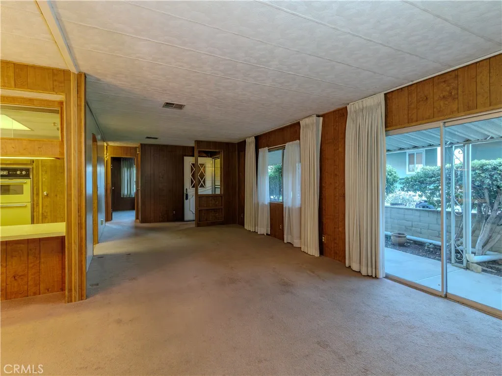 Corona, California 92882, United States, 3 Bedrooms Bedrooms, ,2 BathroomsBathrooms,Residential,Pending,250091