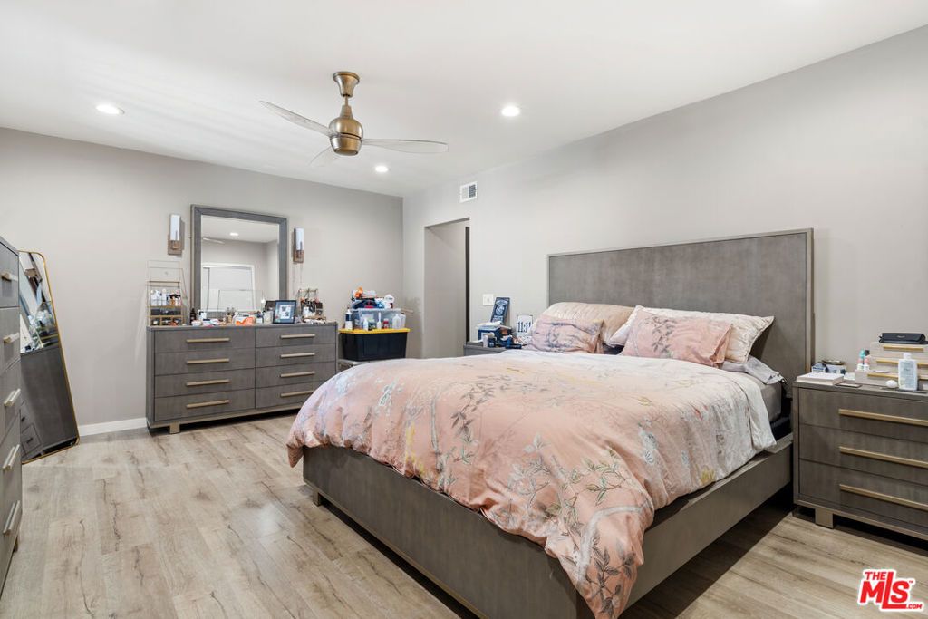 Photo of 7705 Ben Avenue, North Hollywood, CA 91605 (MLS # 26656723)