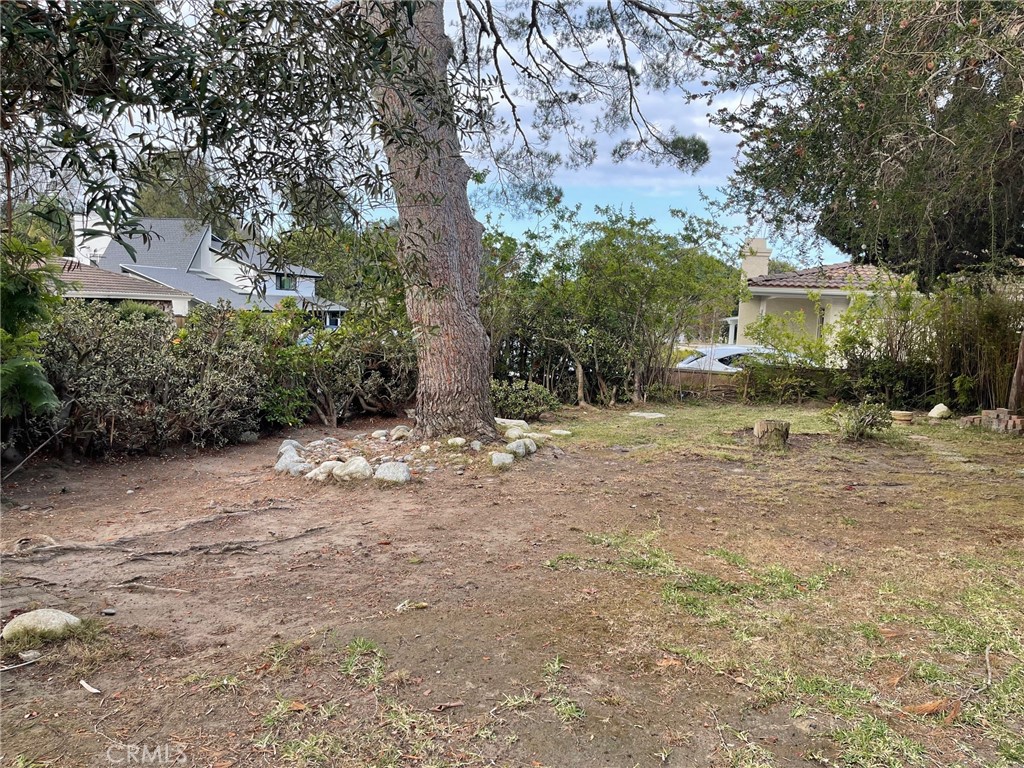 875 Calle De Arboles