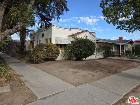 Tiny photo for 3371 Garden Avenue, Los Angeles, CA 90039 (MLS # 25599357)