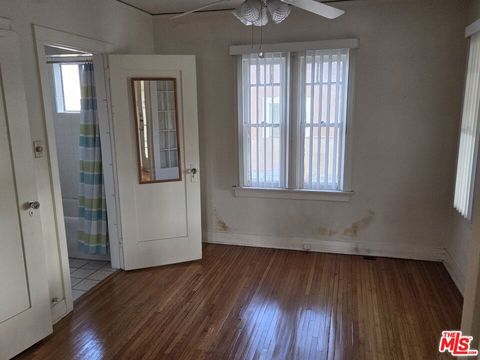 Tiny photo for 3371 Garden Avenue, Los Angeles, CA 90039 (MLS # 25599357)