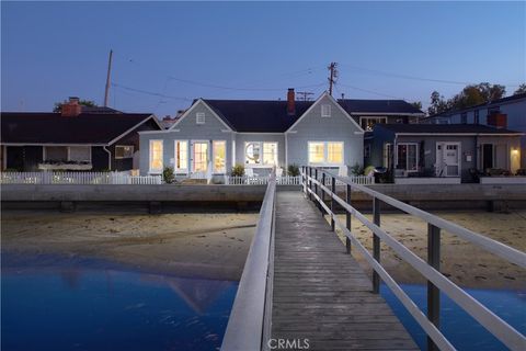 Photo of 1407 N Bay Front, Newport Beach, CA 92662 (MLS # NP26070161)