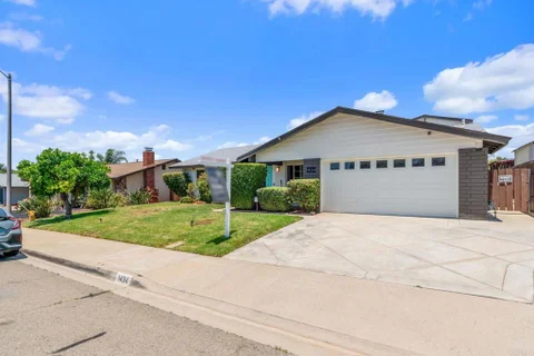 1434 Cottonwood Court, San Marcos, CA 92069 - MLS#: NDP2605823