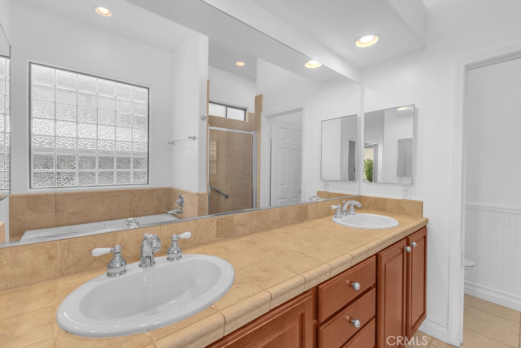 Serenity Cove (33629) - Residential