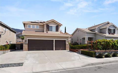 Photo of 14848 Rodeo WAY, Fontana, CA 92336 (MLS # CV26180285)