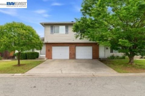 Photo of 3836 3838 Dubac Way WAY, Sacramento, CA 95864 (MLS # 41139495)