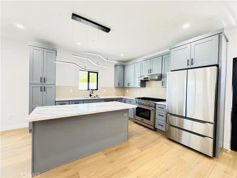 Photo of 7744 1/2 Vassar Avenue, Canoga Park, CA 91304 (MLS # SR26110639)