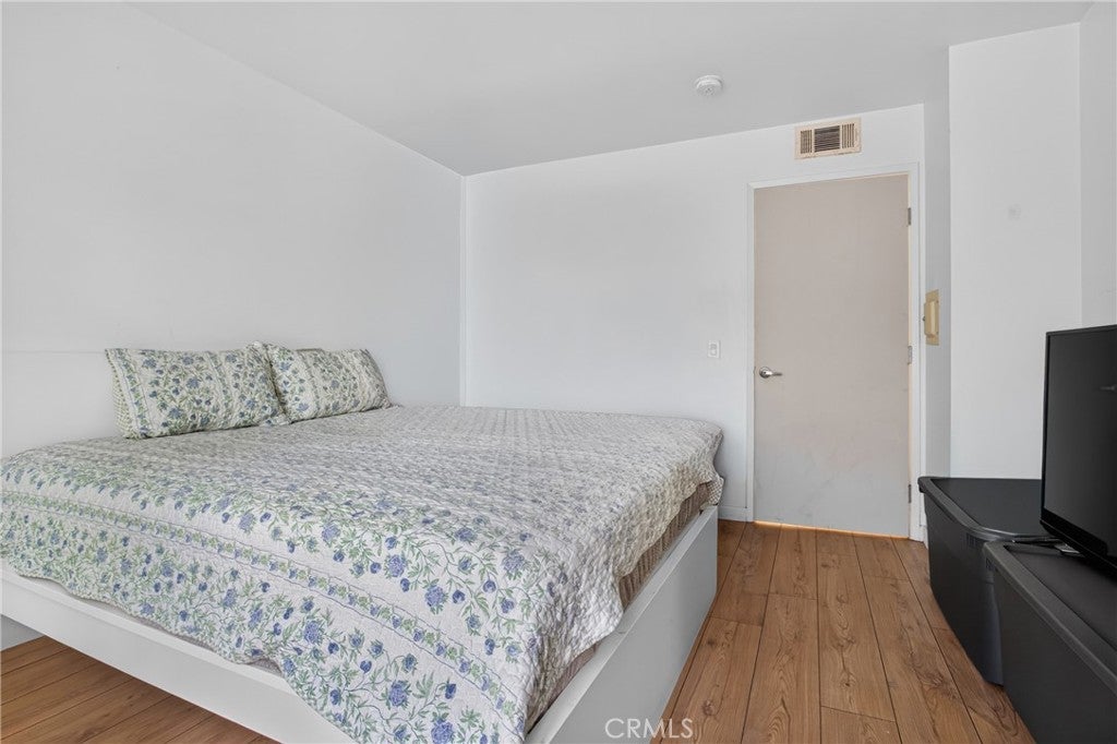 645 Pacific Ave 403