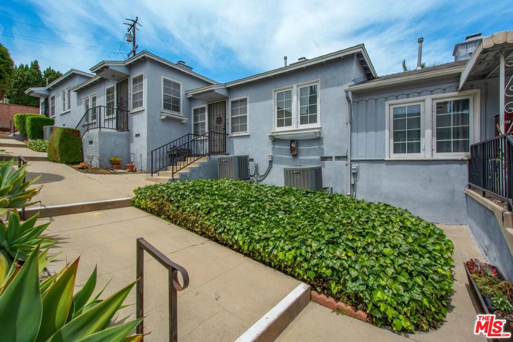 8419 Crenshaw Drive