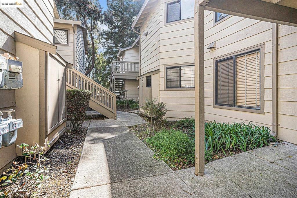 704 Windsor, Hercules CA 94547