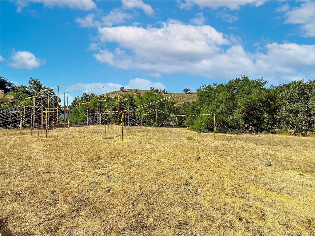 Old Agoura (850) - Land