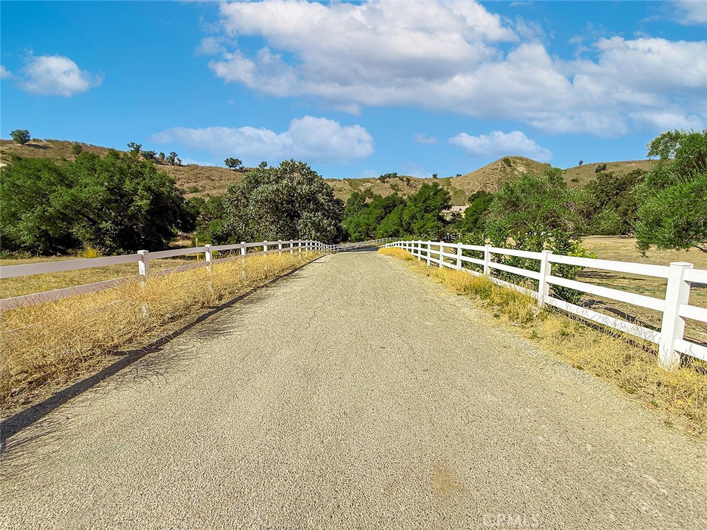 Old Agoura (850) - Land