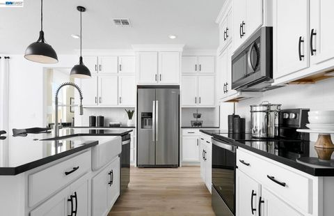 Photo of Manteca, CA 95337 (MLS # 41128216)