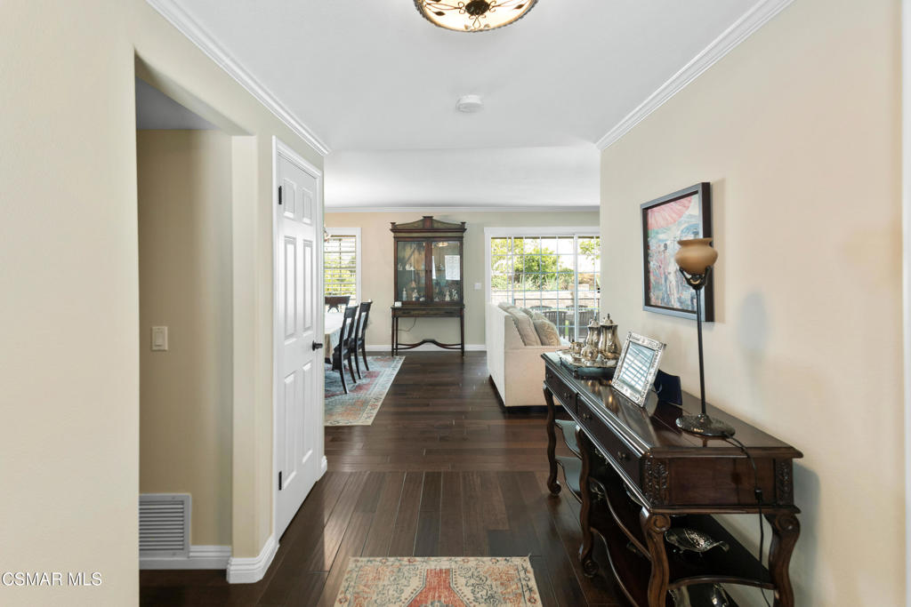 984 Harris Court