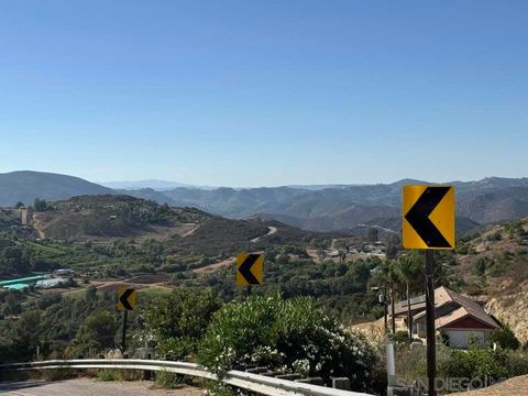 Photo of 24777 Lookout Mountain Road, Fallbrook, CA 92028 (MLS # 250035333SD)