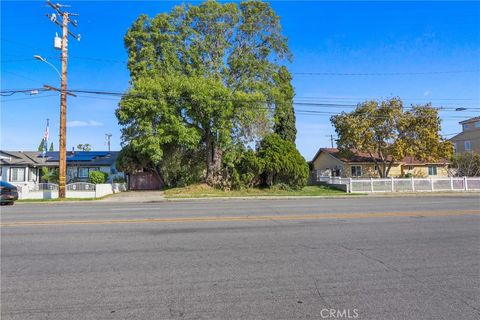 Photo of 10721 Hazard Ave, Garden Grove, CA 92843 (MLS # PW26028798)