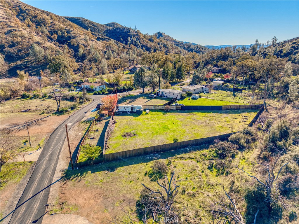 3865 Spring Valley