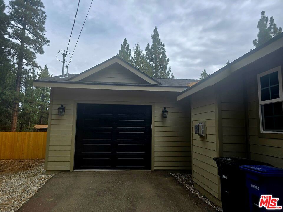 2049 Mahogany Lane