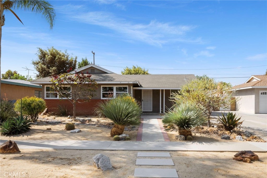6254 E Metz Street