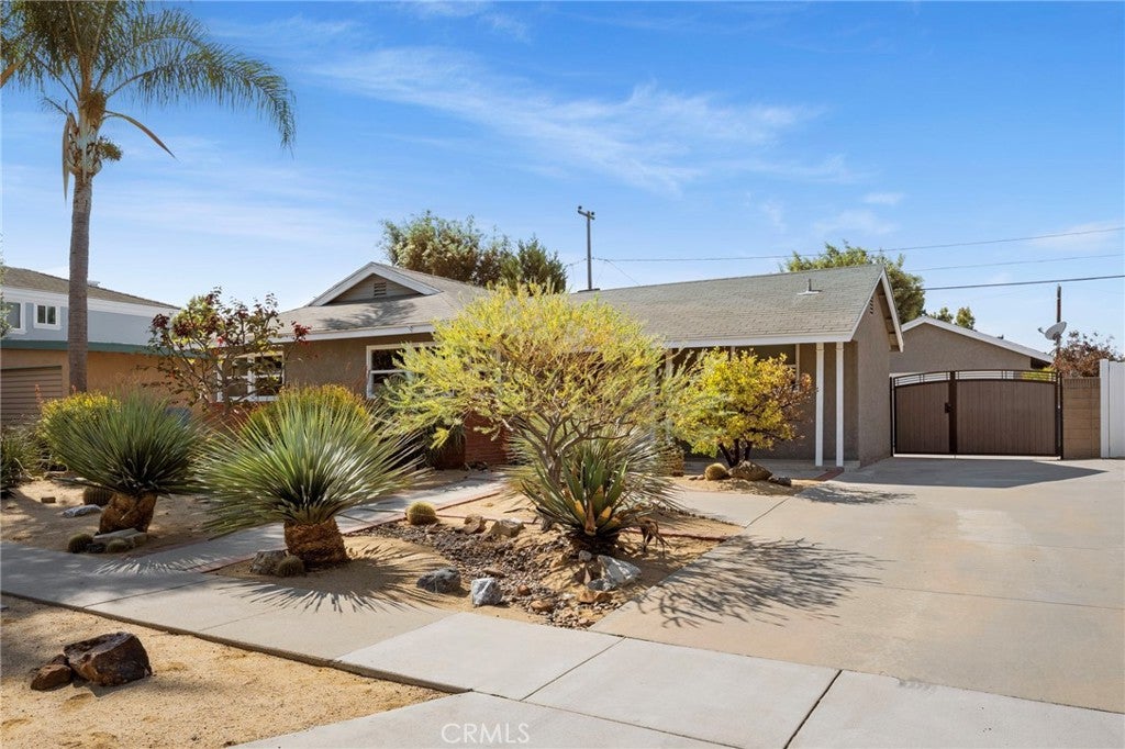 6254 E Metz Street
