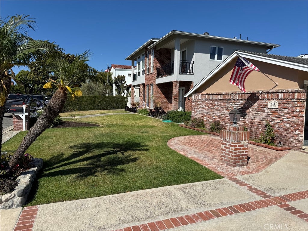 416 Aliso Avenue