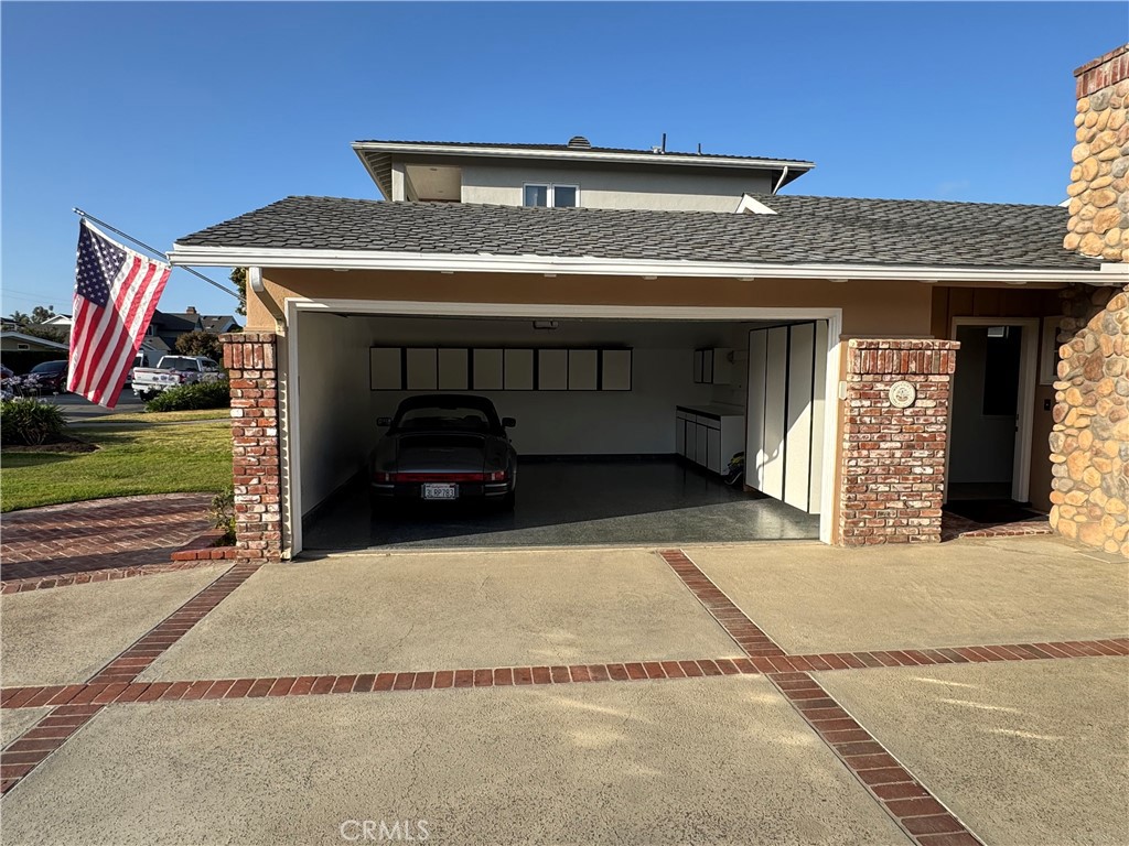 416 Aliso Avenue