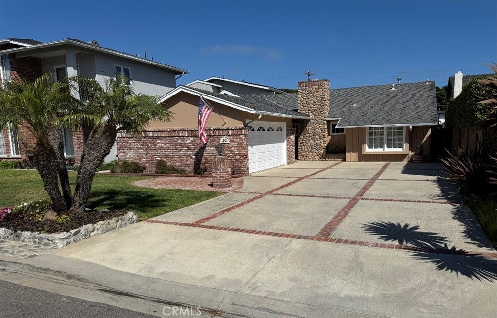 416 Aliso Avenue
