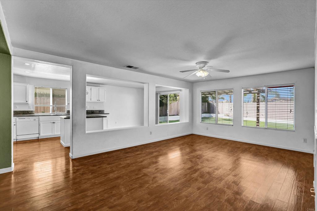 2128 Chateau Ct