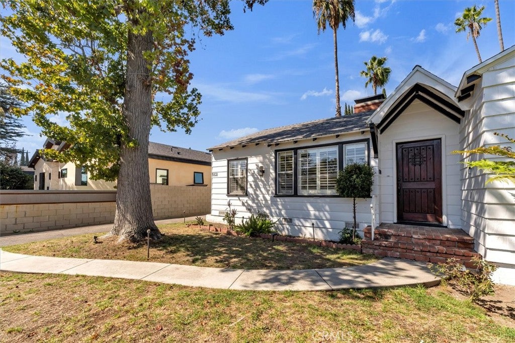5531 Carpenter Ave